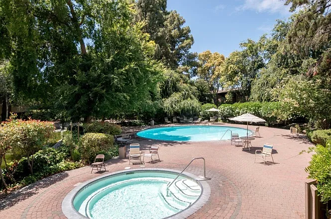 Buckingham Dr, Santa Clara — Photo 3