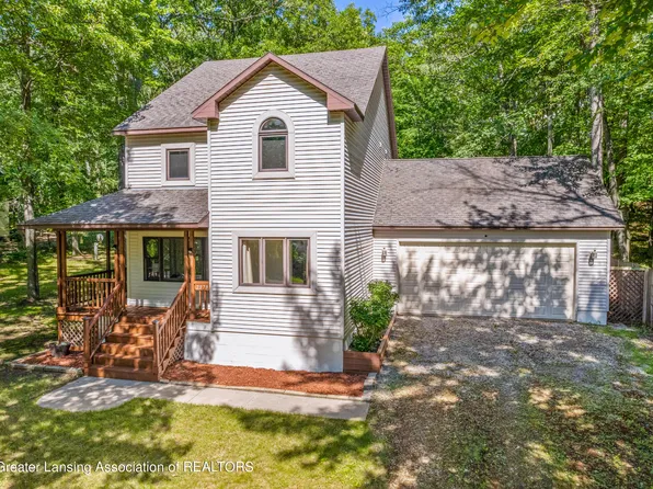 2979 Rasmus Dr, Grayling, MI 49738