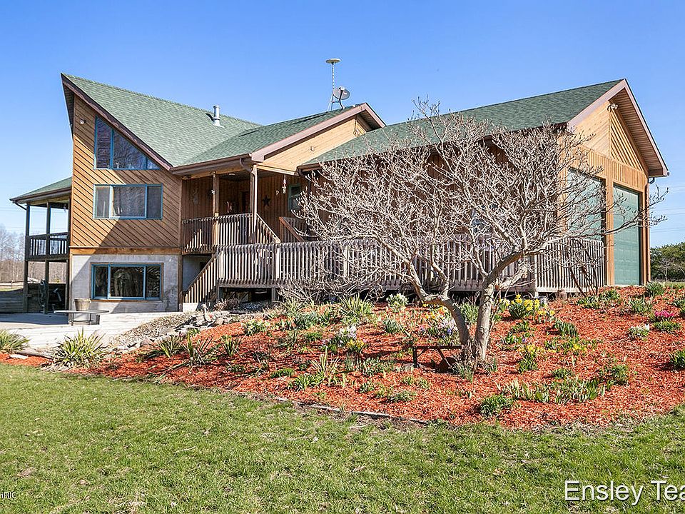 1778 White Spruce Dr, Sheridan, MI 48884 Zillow