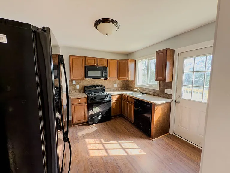 69 McArthur Rd — Photo 21