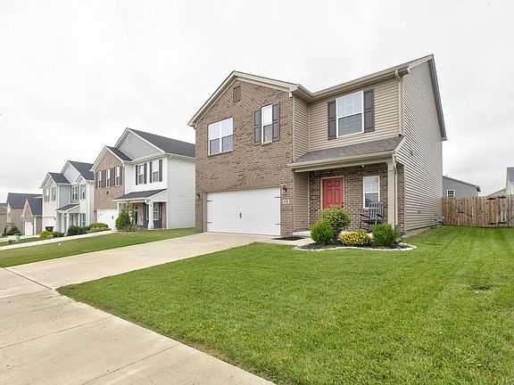 3rd image of 118 Strawberry Ln