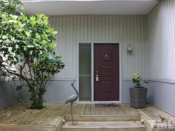 2nd image of 2024 Markham Ct