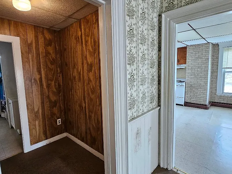 145 Grove St #2 — Photo 8