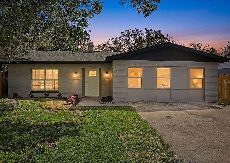 1st image of 10217 N PAWNEE AVENUE