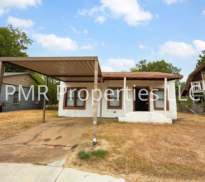 1211 NW Lincoln Ave