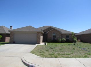 1307 Nottingham Ave, Wolfforth, TX 79382