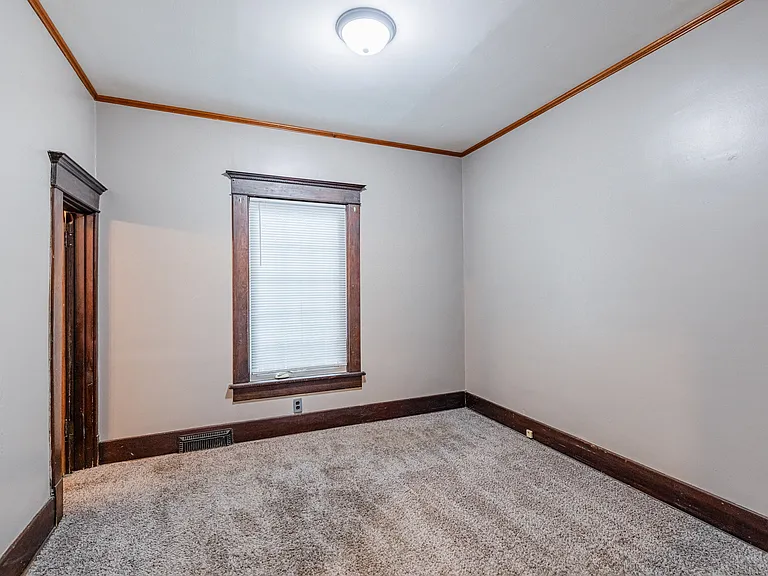 2991 Holdrege St — Photo 12