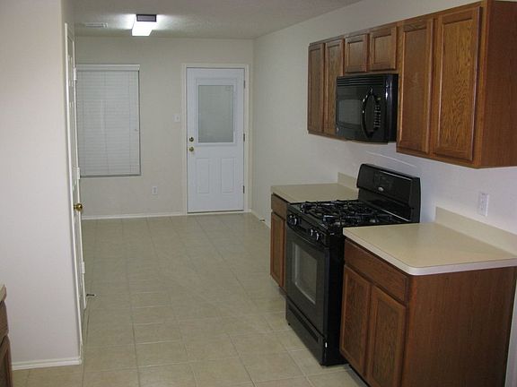 5th image of 18335 Atascocita Meadows Dr