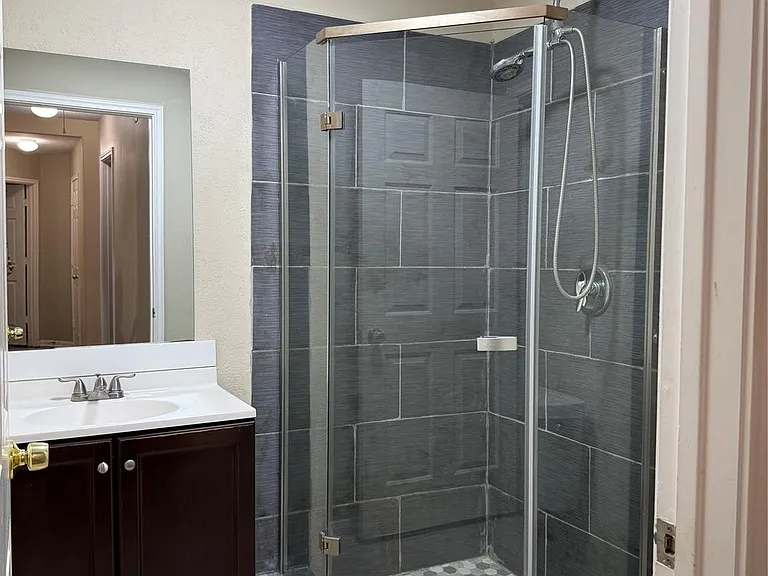 7111 Favian Ct — Photo 9