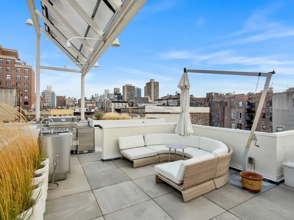 16 Minetta Lane image 23 of 29