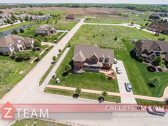 3rd image of 16109 S Sandy Bank Ct