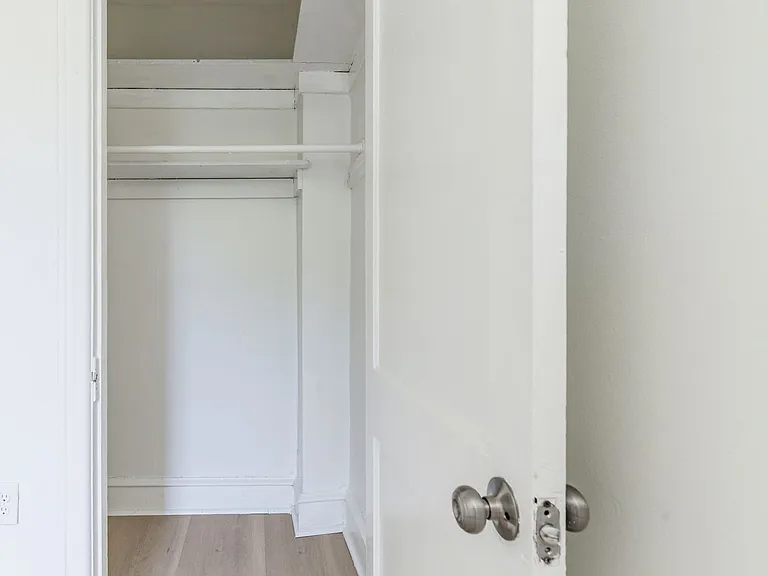 Belmont Place — Photo 65