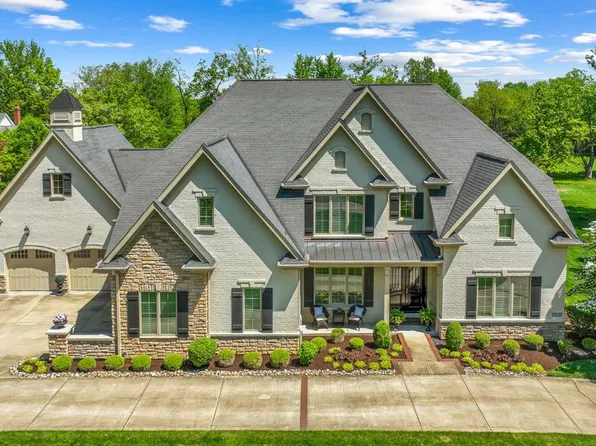 7440 Algonquin Dr, Cincinnati, OH 45243