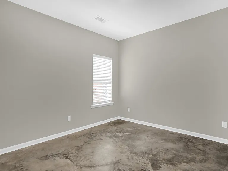 680 Boston St — Photo 11