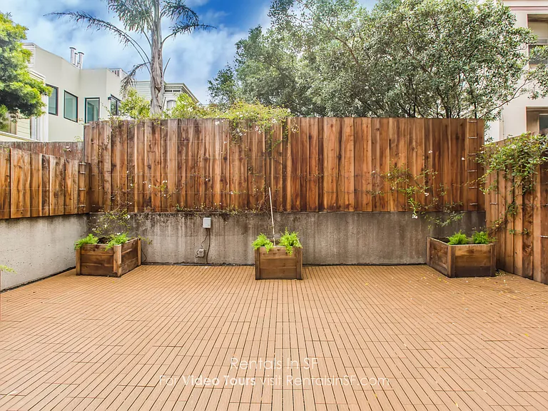 2232 1/2 Webster St — Photo 18