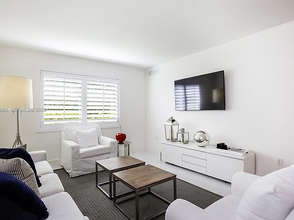 5th image of 200 Galen Dr APT 104