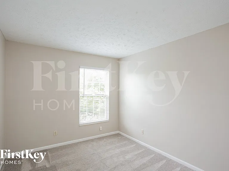 9466 Fairview Pkwy — Photo 9