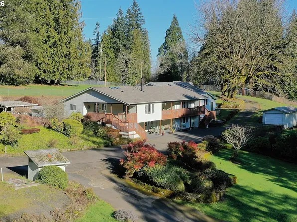 32809 Boomer Loop, Scappoose, OR 97056