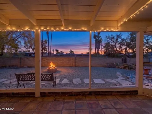 9230 E Palm Tree Dr, Tucson, AZ 85710
