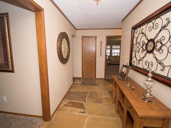 5th image of 2420 SW 124th St