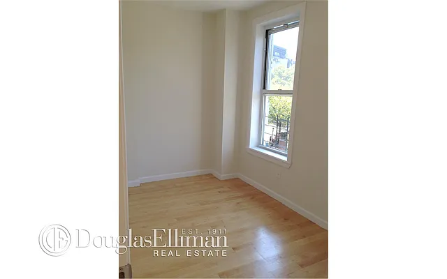 Rented by Douglas Elliman | media 34