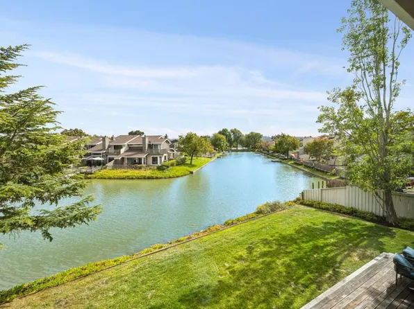 640 Marlin Ct, Redwood City, CA 94065