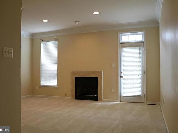 4th image of 6993 Earlston Dr