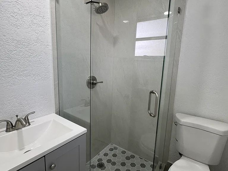 664 Colson Dr — Photo 12