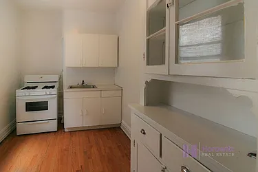 Rented by Horowitz Real Estate