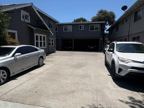 1638 Bay Rd APT 4, East Palo Alto, CA 94303