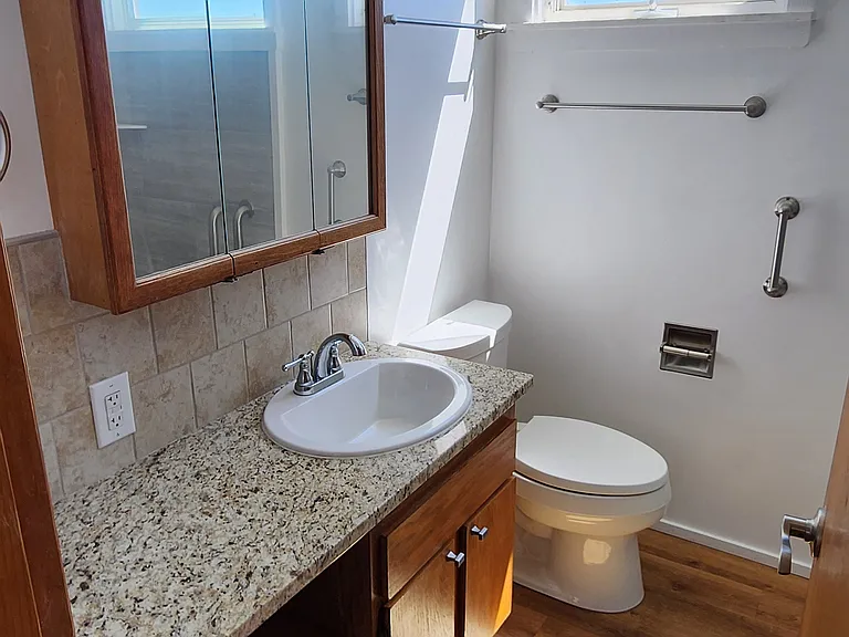 2230 Grand Ave — Photo 3