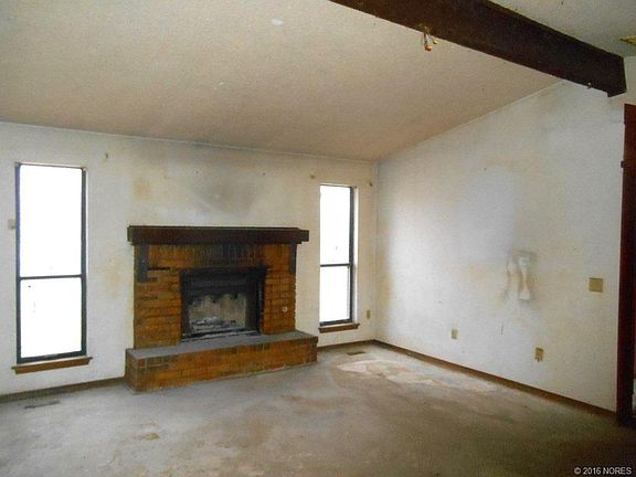 2nd image of 1305 N New Haven Ave