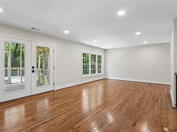 5th image of 6295 Ark Rd