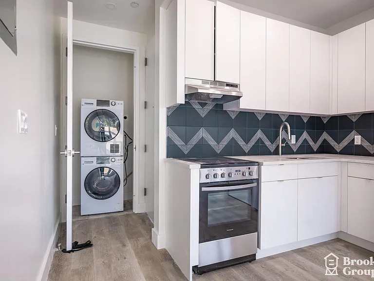 1595 New York Ave #PENTHOUSE — Photo 4