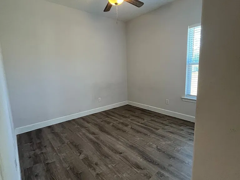 38 Pine Hill Ln #B — Photo 15