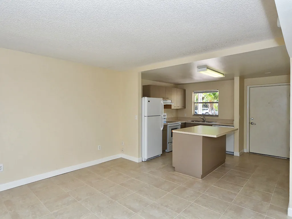 1250 2nd Street - 203 — Photo 1