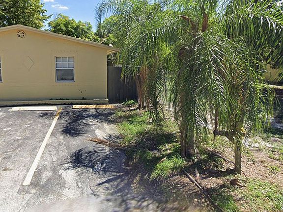 2nd image of 932 NW 3rd Ave Unit 1