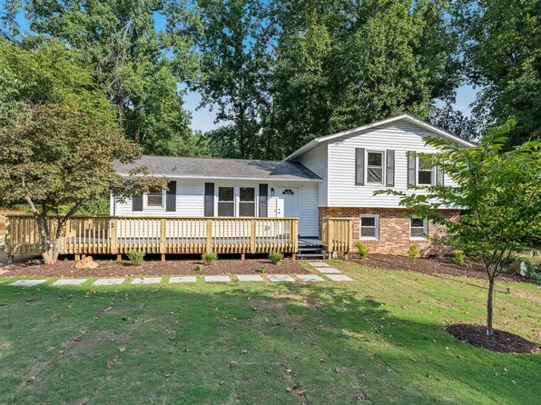 1504 E Yellow Wood Dr, Simpsonville, SC 29680