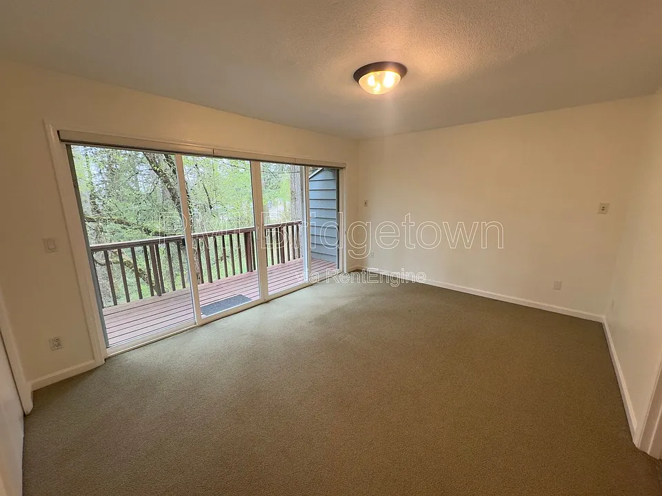 307 Cervantes Cir