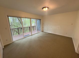 307 Cervantes Cir, Lake Oswego, OR