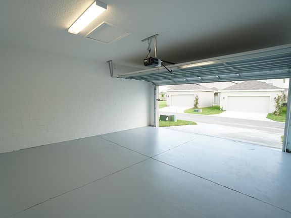 5th image of 17029 Volume Alley