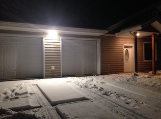 723 Ursa Minor Dr #B, Fairbanks, AK 99705
