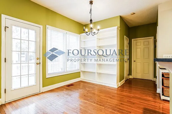 3135 Lariat Ridge Dr — Photo 11