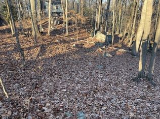 Wildwood Rd, Stamford, CT 06903