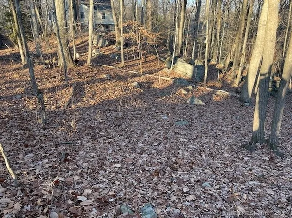 Wildwood Road, Stamford, CT 06904