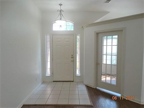 3rd image of 5832 Palomino Dr