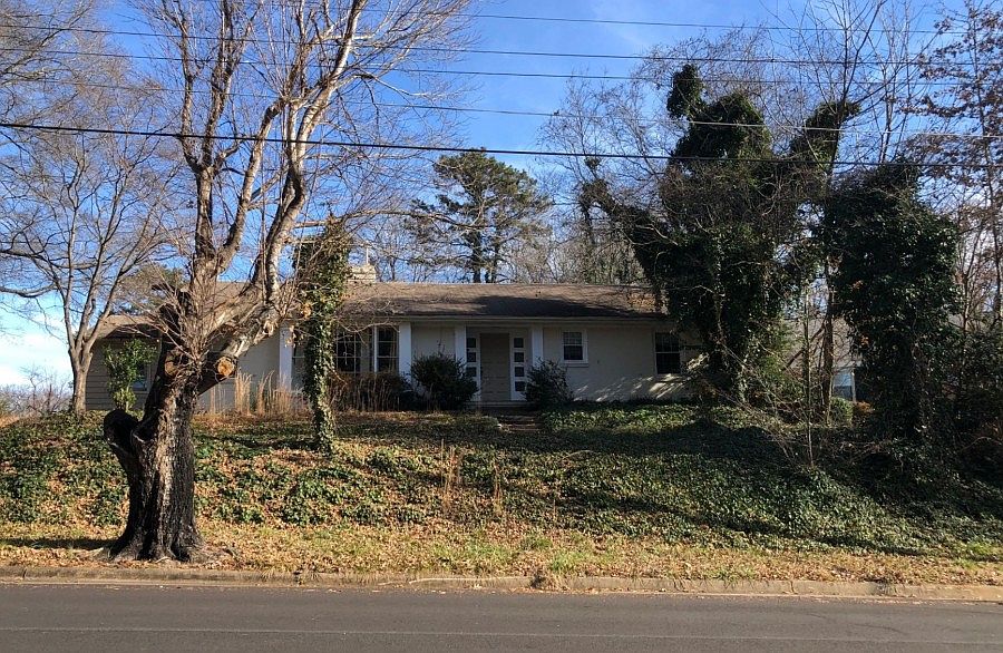 1st image of 164 Confederate Ave