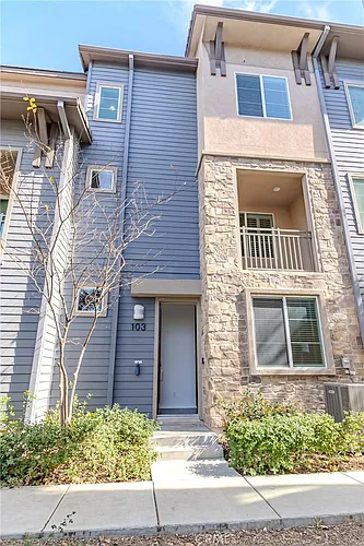 646 Savi Dr #103 Photo 1
