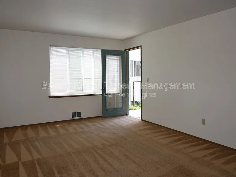 5511 32nd Ave NW #202 — Photo 3