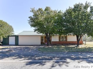 406 N West Ave, Holliday, TX 76366